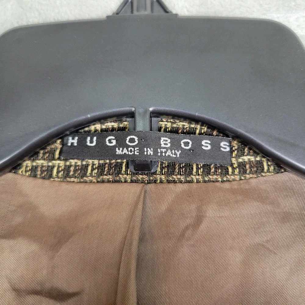 Hugo Boss blazer great